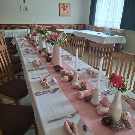 Szálloda Buchgraber Edelsbach bei Feldbach